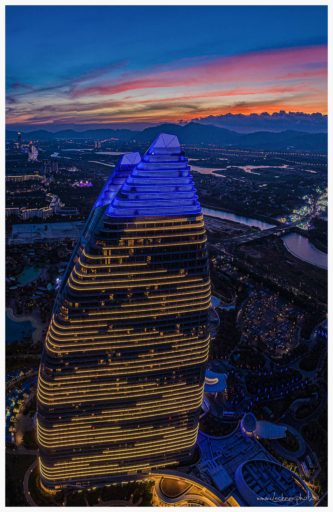 Atlantis Hotel Sanya at sunset