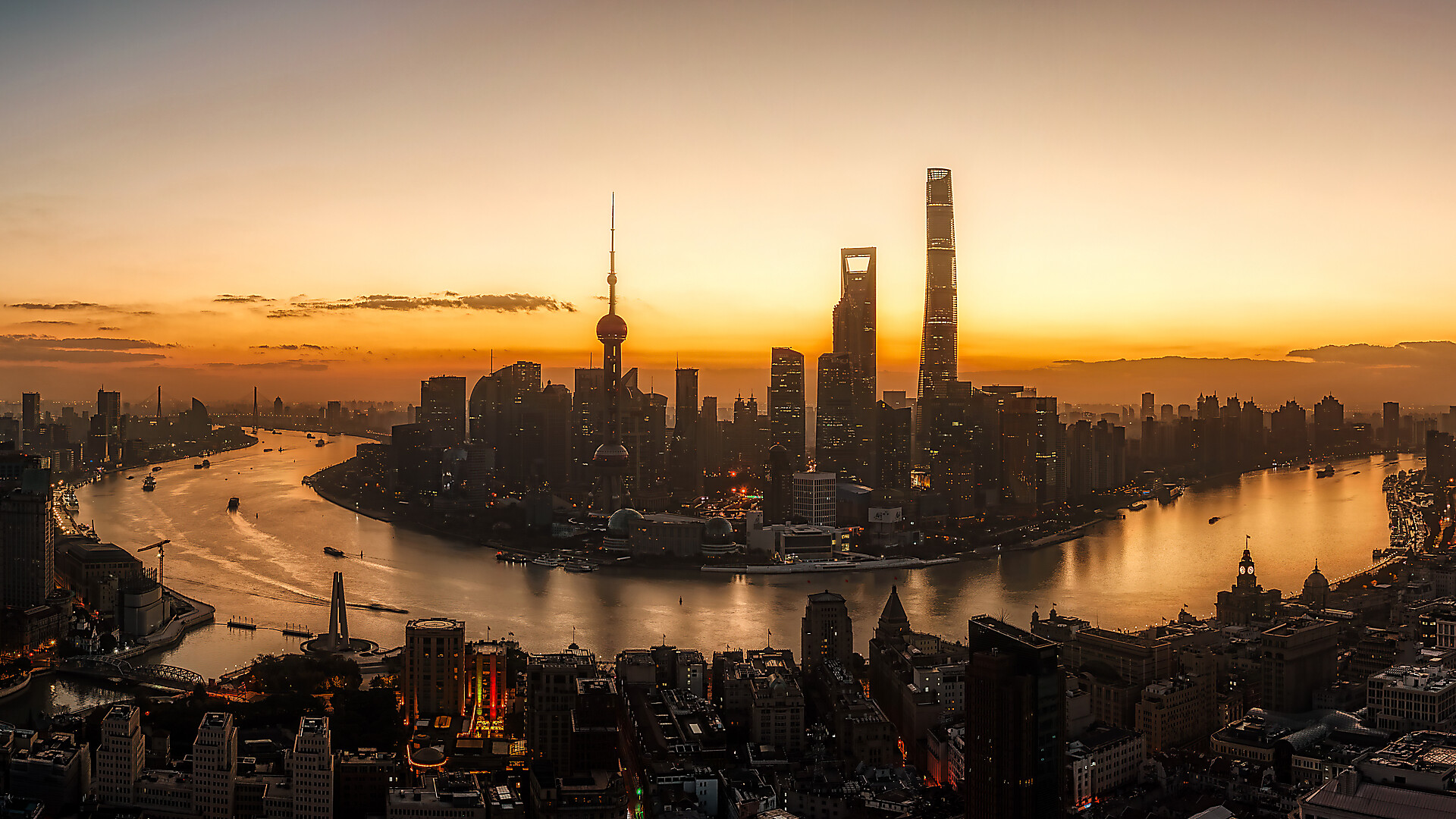 20211127 golden sunrise huangpu river Bearbeitet noborders