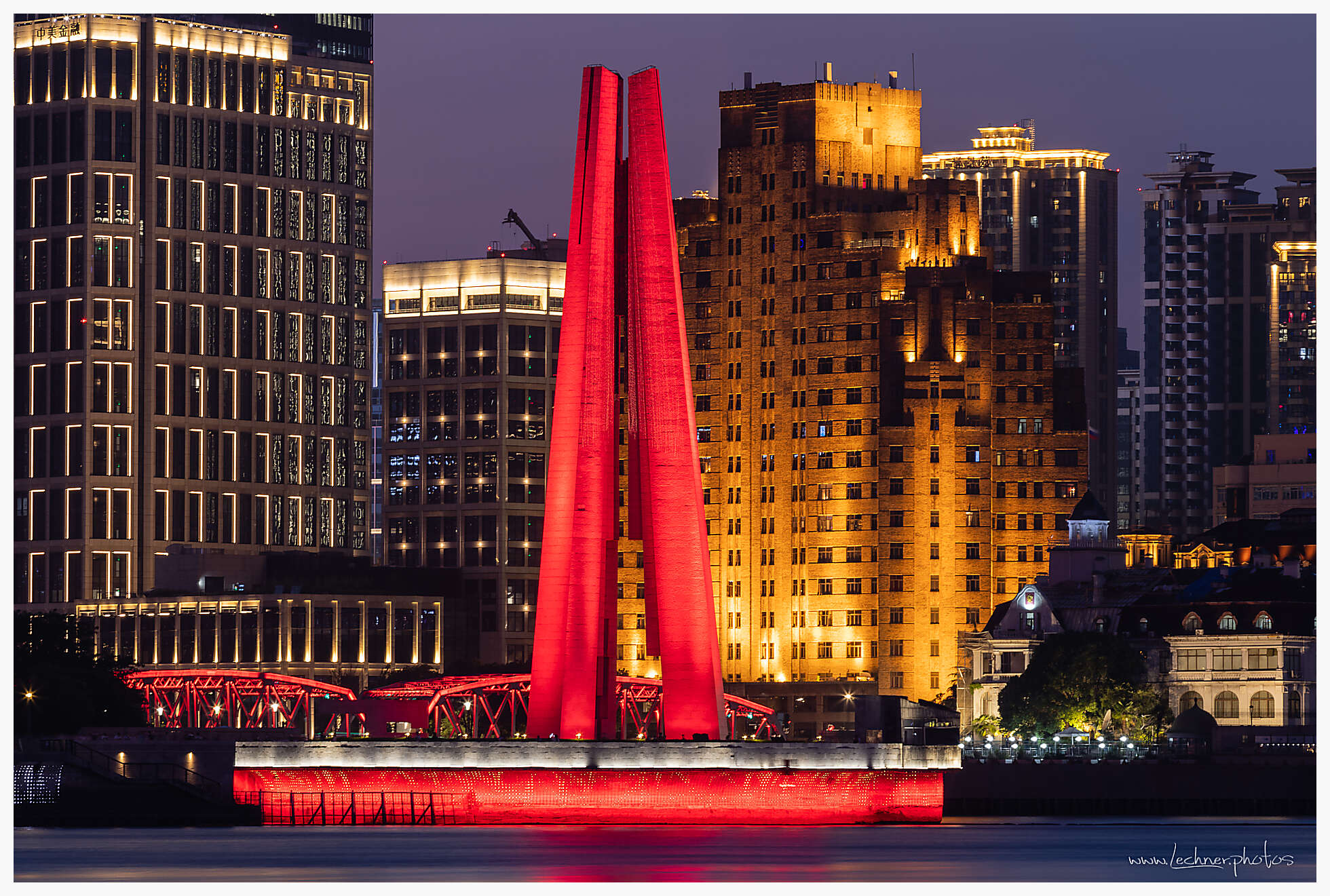 Shanghai Monument and Garden Bridge