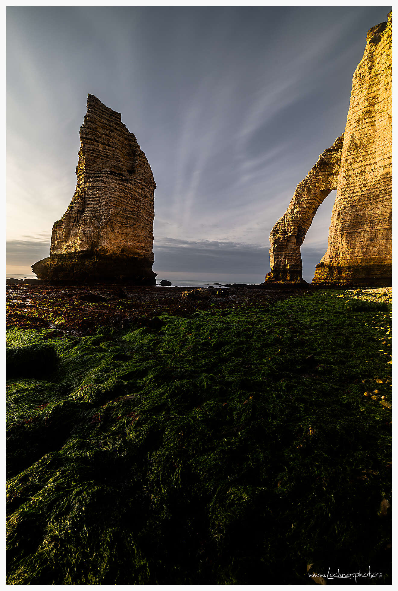 Low tide of Etretát